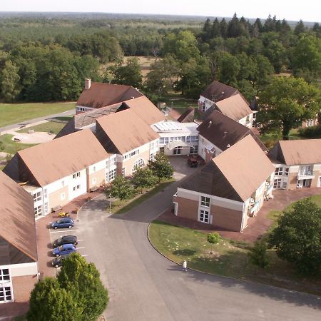 Domaine De Mont-Evray Hotel Nouan-le-Fuzelier Kültér fotó